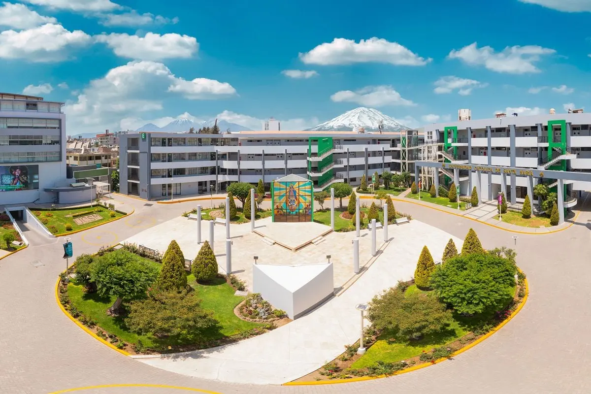 Universidad Católica de Santa María (UCSM)